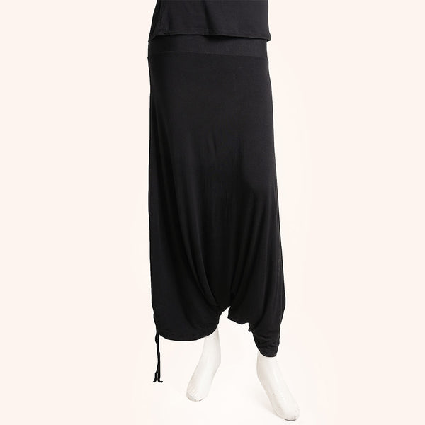 Ladies Black Pleatted Skirt Free Size