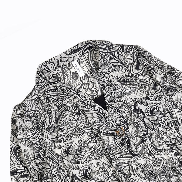 White & Black Casual Top